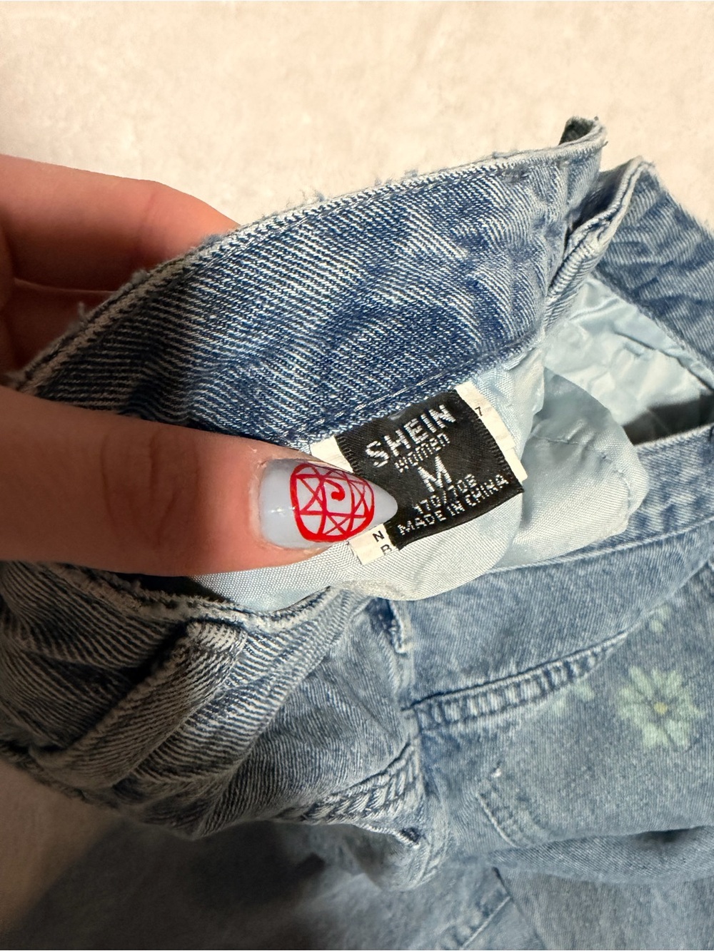 Cute Spring Themed Boho Ripped Straight Jeans - Picture 4 of 4
